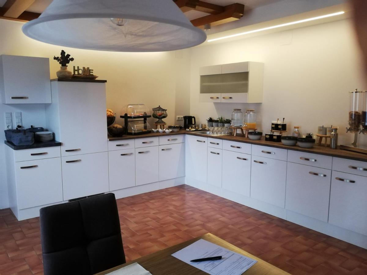 Haus Seppi Hotel Neukirchen am Großvenediger Екстериор снимка